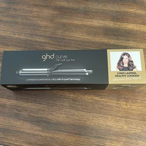 ghd curve 1 1/4” soft curl iron. Never used